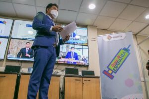 Covid-19 en Bolivia: incremento de contagios y críticas a Camacho