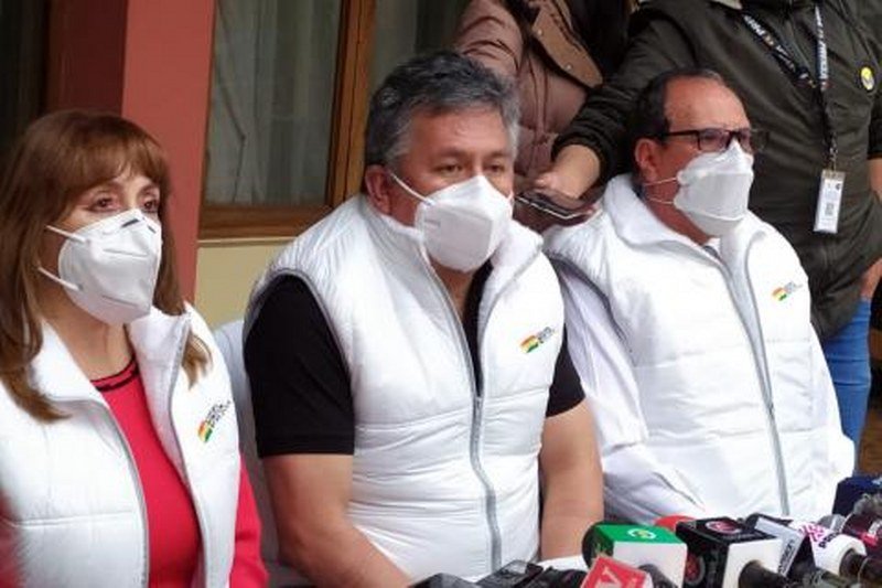 Estrategia de vacunación en Bolivia según Luis Larrea