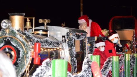 Tren Navideño recorriendo Oruro con mensajes de paz