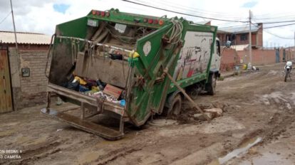Camión de EMAO no puede ingresar a zonas altas por lluvias