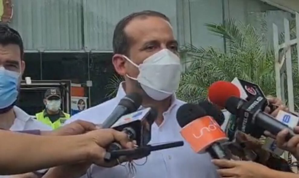 Desvío de recursos públicos en la administración de Luis Fernando Camacho