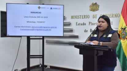 Funcionario de Migración denunciado por cobros irregulares