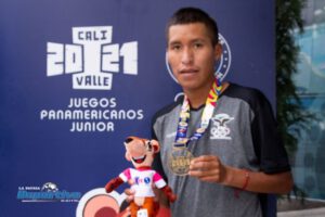 David Ninavia, atleta boliviano con medalla de oro