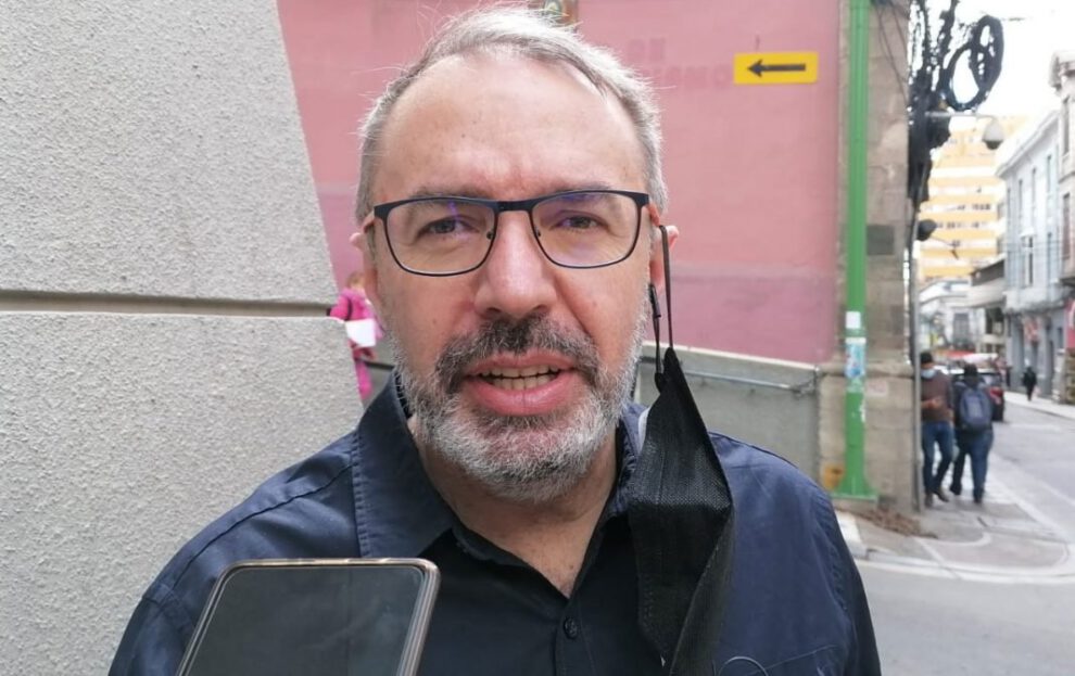 Poderes privados en Santa Cruz y el escándalo de ítems fantasmas