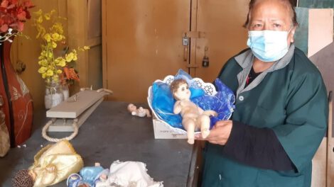 Restauración de niñitos en el Taller San Simón