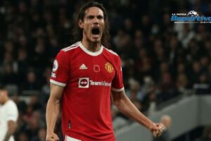 Edinson Cavani podría tener su futuro en el Barcelona español