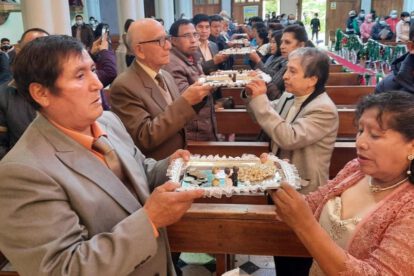 Renovación de votos matrimoniales en la fiesta de la Sagrada Familia