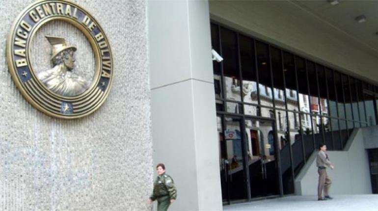 BCB despidos masivos y renuncia de directores