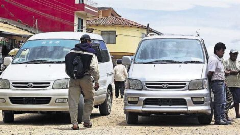 Regularización de autos chutos en La Paz