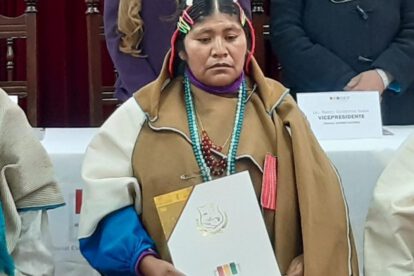 Flora Mamani, la mujer que marca un hito en la historia de Chipaya