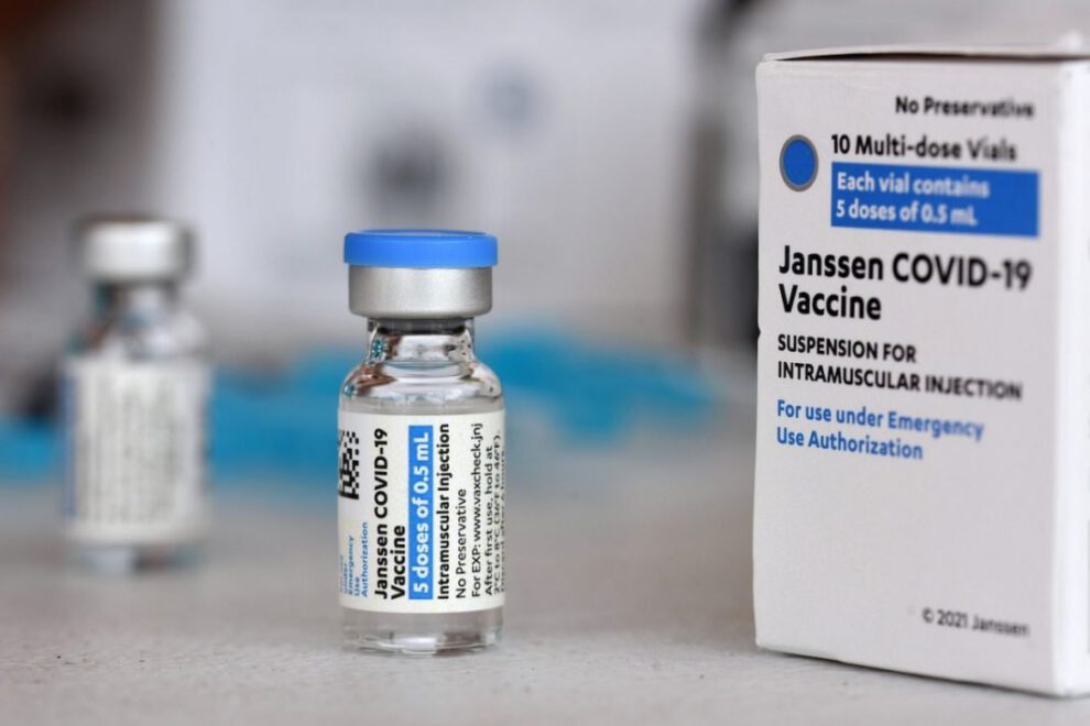 Refuerzo de Johnson & Johnson contra variante ómicron