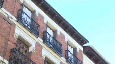 Hombre mata a su hija en Madrid