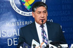 El fiscal General del Estado, Juan Lanchipa, informa sobre violencia a nivel nacional