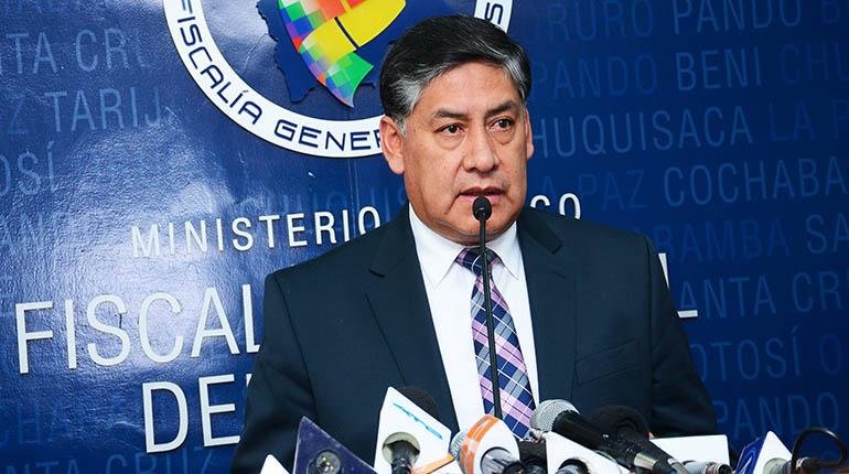 El fiscal General del Estado, Juan Lanchipa, informa sobre violencia a nivel nacional