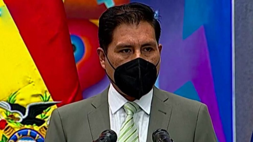 Ministro de Salud Jeyson Auza advierte sobre el crecimiento de casos de Covid-19