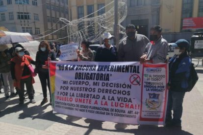 Rechazo a la vacuna obligatoria en Bolivia