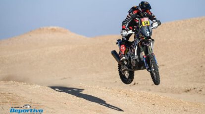 El piloto boliviano Daniel Nosiglia demuestra su destreza en la competencia