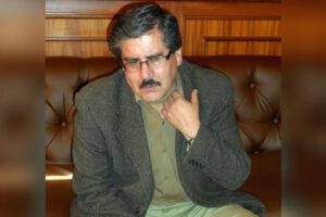 Waldo Albarracín, exdefensor del Pueblo con orden de aprehensión por abandono de mujer embarazada