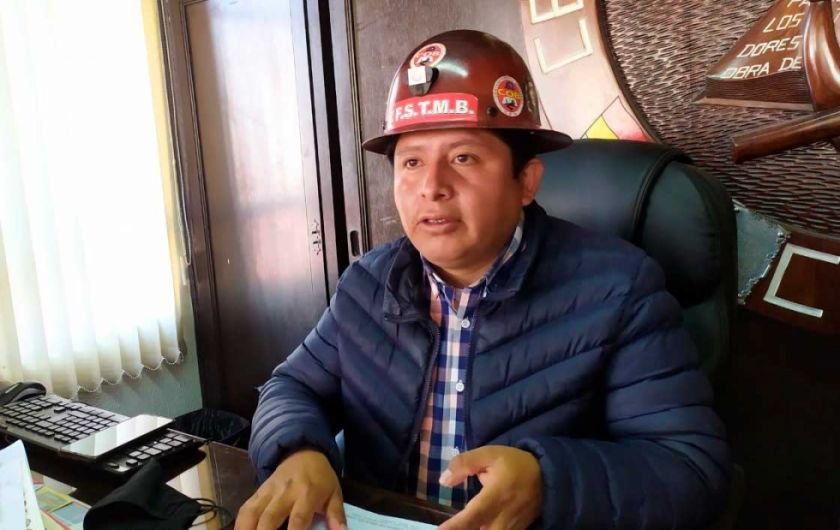Consejo de Emergencias Sanitarias liderado por Juan Carlos Huarachi