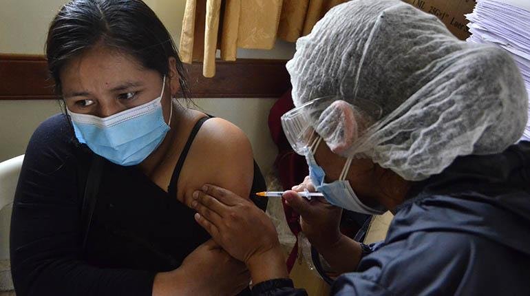 Vacunas contra el Covid-19 en Bolivia