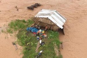 Familias afectadas por lluvias en Bolivia