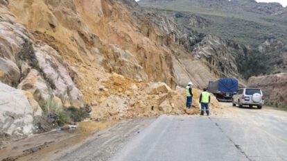 Carretera Oruro-Cochabamba registró al menos nueve derrumbes