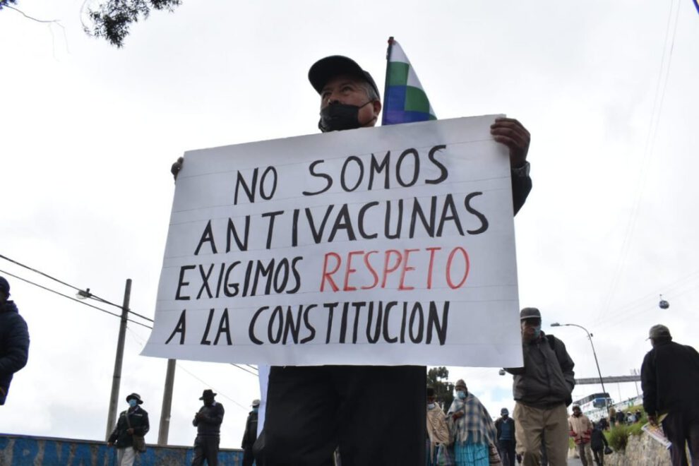 MAS rechaza marcha de sectores alteños que rechazan decreto de portación de carnet de vacuna