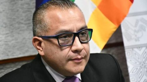 Destitución viceministro Nelson Cox