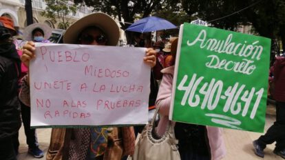 Rechazo a decretos de vacunación en Oruro