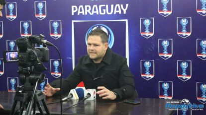 Daniel Farrar dirige a Real Santa Cruz en el campeonato 2022