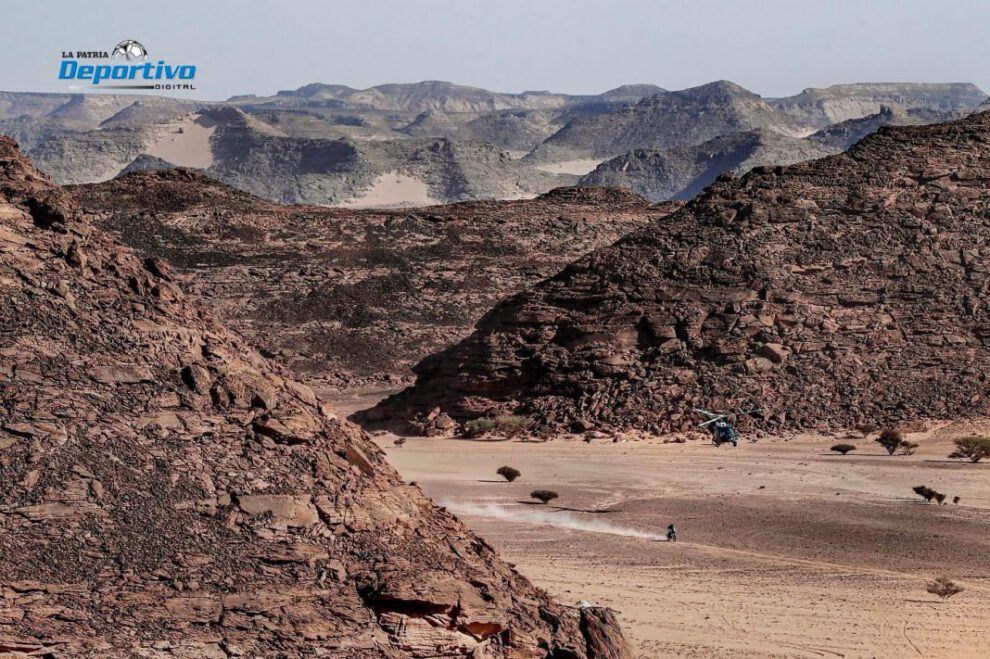 Daniel Nosiglia Rally Dakar en plena competencia en el desierto de Bisha