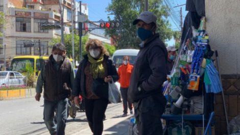 Ley de vacunación en Sucre exige carnet de vacunación o prueba PCR