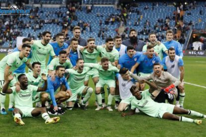 Festejan los jugadores del Athletic por la clasificación a la final de la Supercopa de España