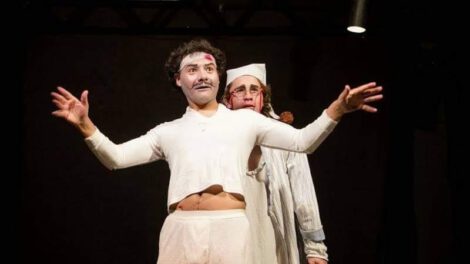 Omar Fuertes Prado, director de Mandrágora, deja un legado en el teatro en Oruro