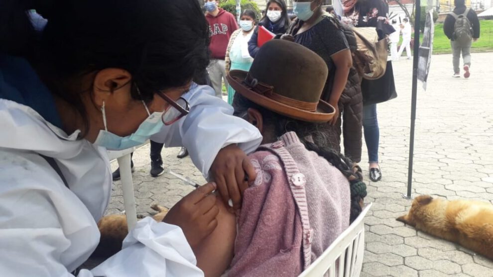 Vacunas anticovid en Bolivia superan 11 millones de dosis aplicadas