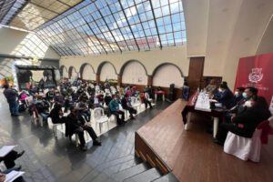suspensión de actividades sociales por Covid-19 en Oruro
