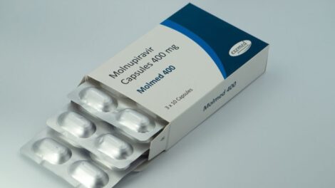 Antiviral para tratamiento de Covid-19 disponible en Bolivia
