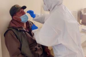 Cuadros respiratorios aumentan la demanda de pruebas antígeno nasal