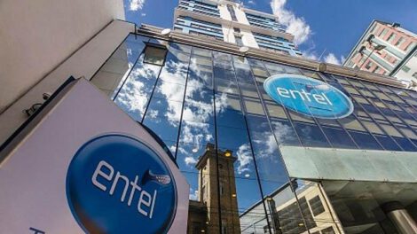 Desvío de recursos económicos de Entel