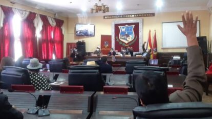 Asambleístas con Covid-19 en Oruro