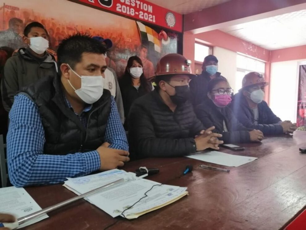 Trabajadores de Avance de Obras exigen destitución de la Directora Infraestructura