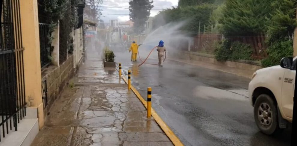 fumigación de calles en Oruro