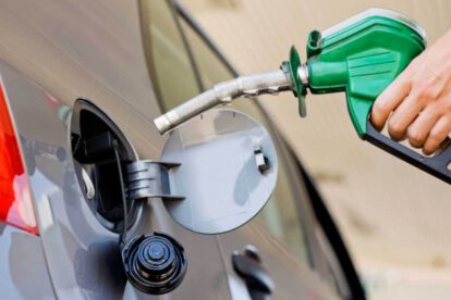 Importación de combustible en Bolivia