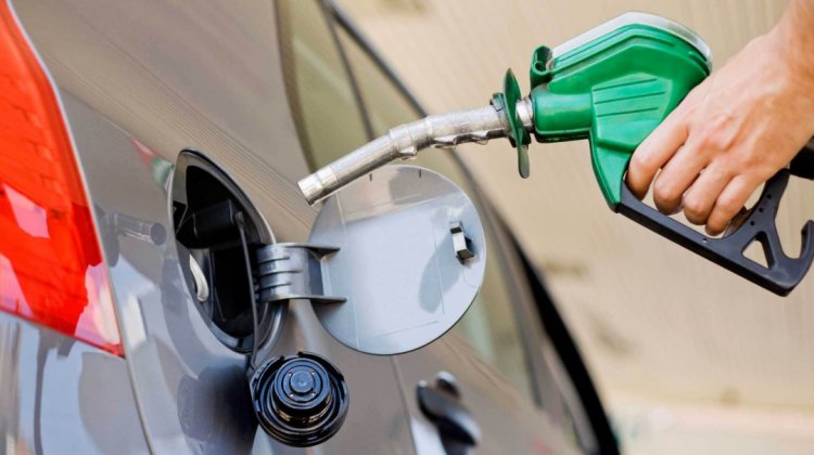 Importación de combustible en Bolivia