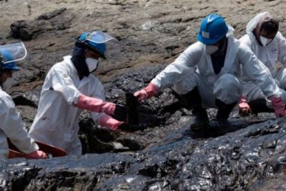 Derrame de petróleo en Perú causado por la erupción del volcán en Tonga