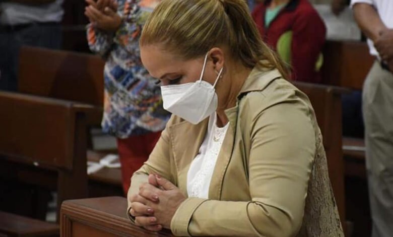 Angélica Sosa realiza tareas de apoyo social en Palmasola