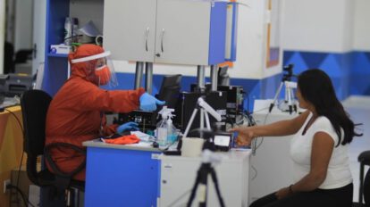 Registro de cédulas de identidad en Santa Cruz
