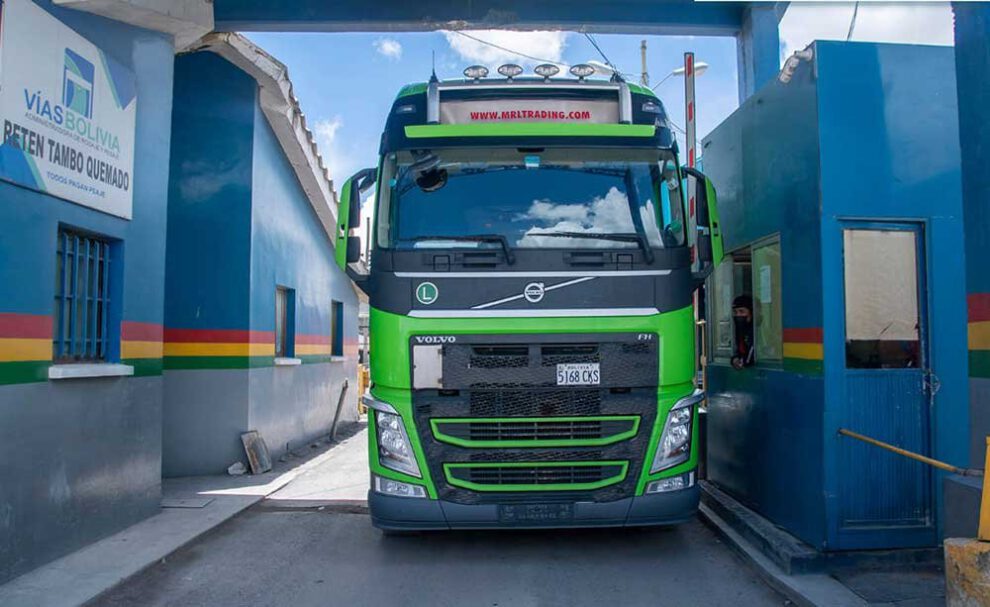 Paso fronterizo de Chungará reanuda operaciones tras problemas por Covid-19