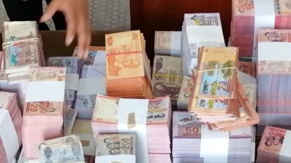 Decomiso de billetes de Alasita en La Paz