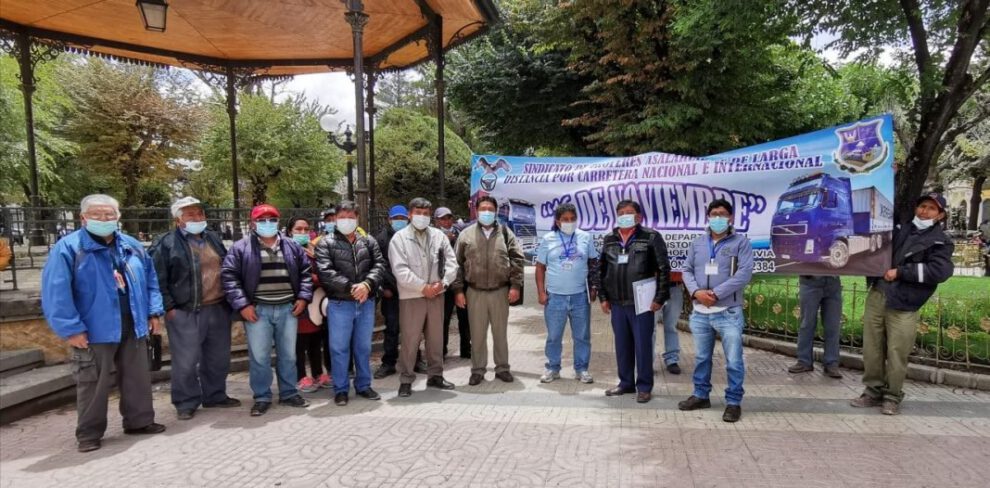 Laboratorios PCR en Pisiga para transportistas en frontera con Chile